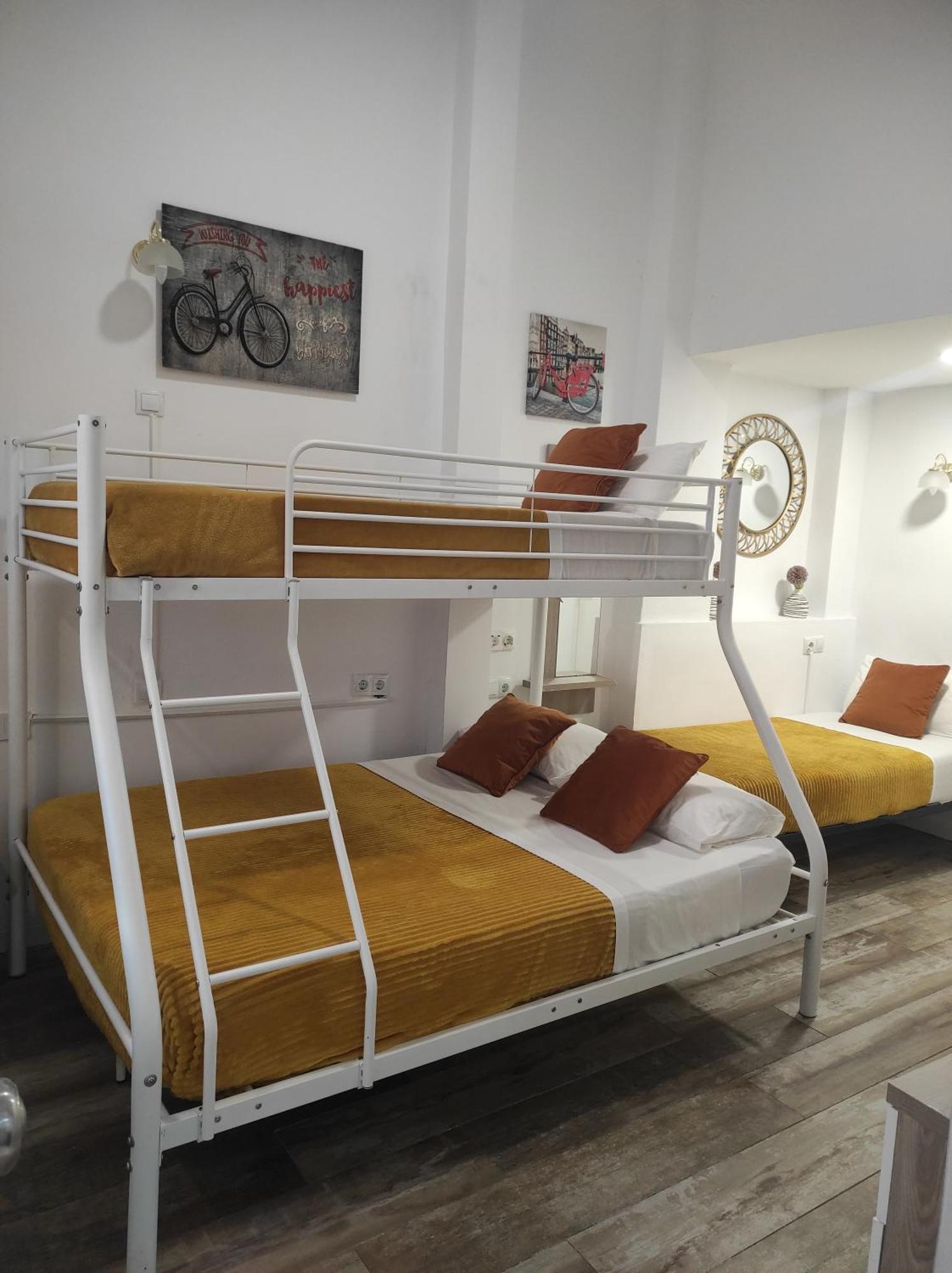 Hostal Olozaga Аликанте Экстерьер фото